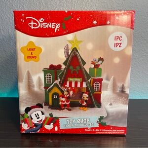 New Disney Christmas Village Toy Shop Light Sound Battery Op Mickey Goofy Donald